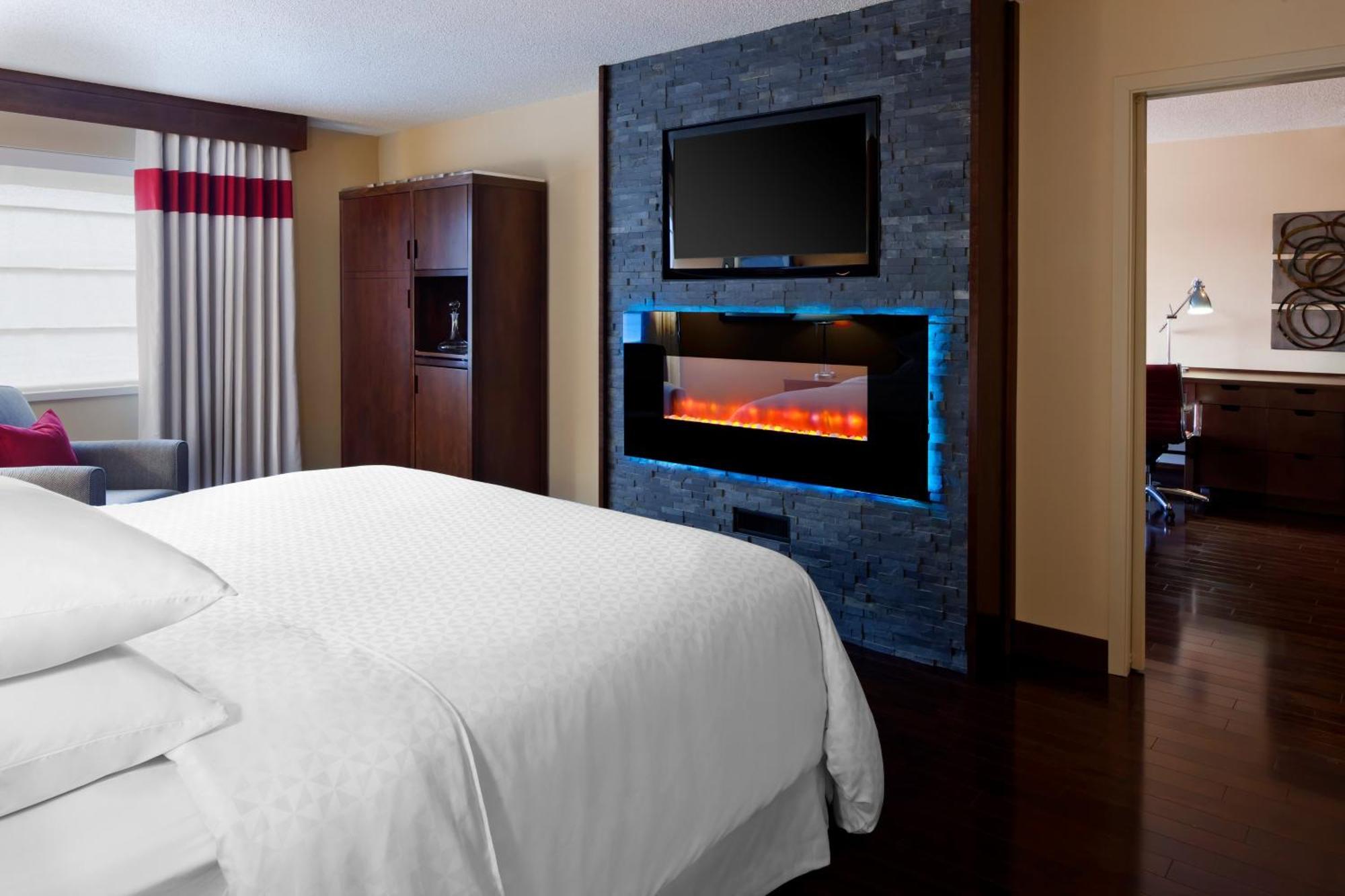 Four Points By Sheraton Edmundston Hotel & Conference Center Extérieur photo
