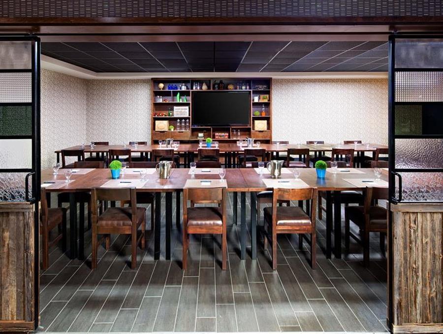 Four Points By Sheraton Edmundston Hotel & Conference Center Extérieur photo